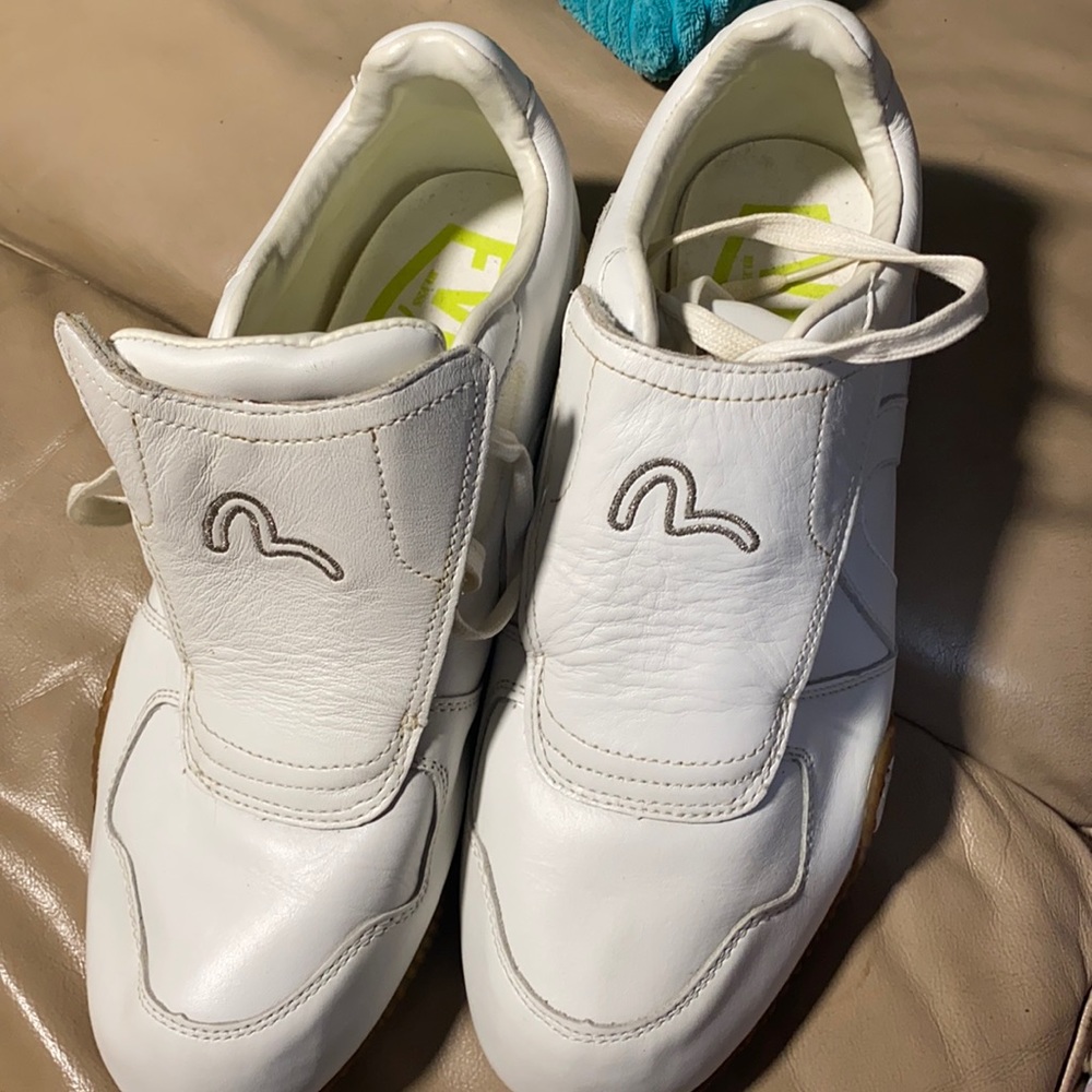 Evisu unworn white leather shoes